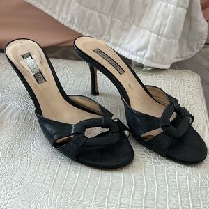 Black kitten heels size 8